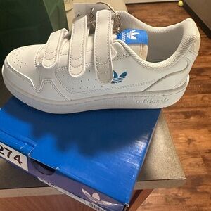 Brand new kids all leather Adidas size 13k